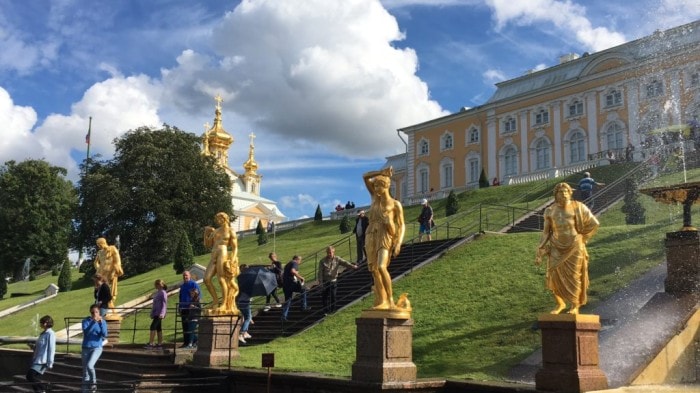 ロシア旅行：観光ビザを簡単に取得する方法(ビザ申請代行業者を利用)